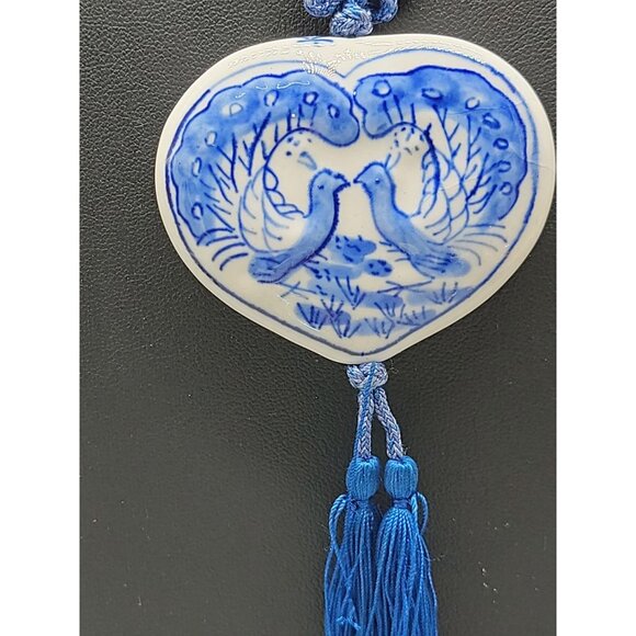 Flow Blue Peacock Love Ceramic Heart Pendant Necklace Vintage 26" Cord & Tassel - Picture 4 of 13